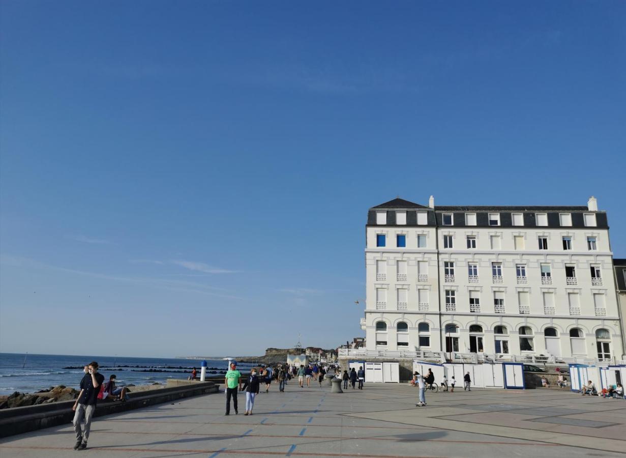 Une Pause Sur La Digue Wimereux Exterior foto
